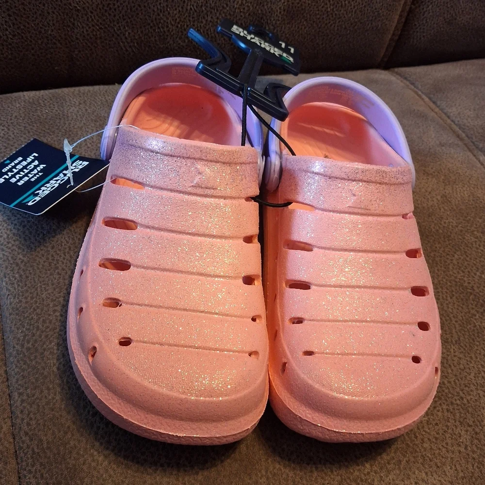 Rugged Shark Glitter Pink Kids Slip-On Clog Size 11
